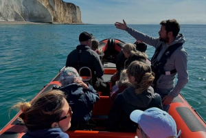 Newhaven: Seven Sisters and Birling Gap Boat Tour