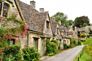 Oxford, Stratford & Cotswolds Villages Small-Group Tour