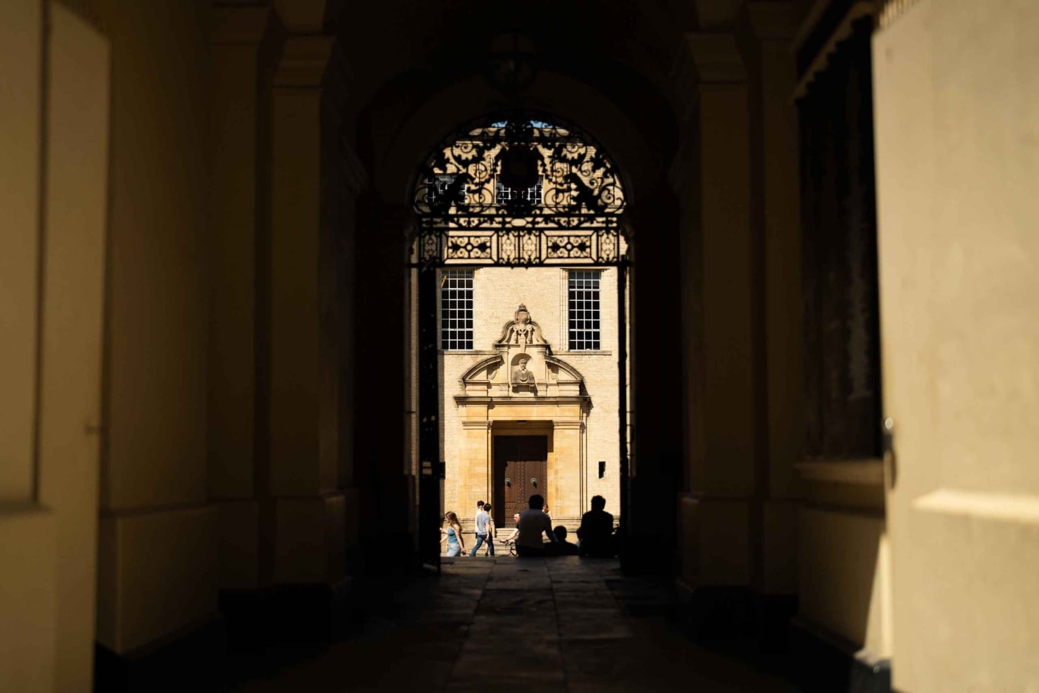 オックスフォード大学：Alumni™＆New Collegeによるウォーキングツアー