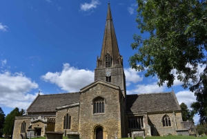 パブでのランチを含む、プライベートなダウントン アビー 1 日ツアー