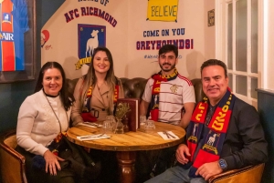 Prywatna wycieczka czarną taksówką po miejscach filmowania Teda Lasso