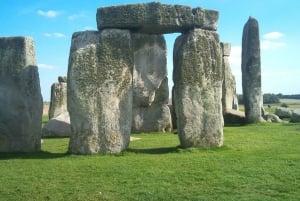 Private Tour: Stonehenge, Winchester, & Salisbury
