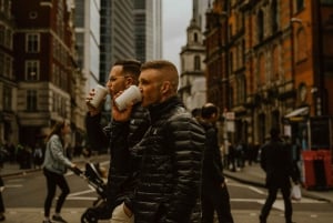 Christmas in London Romantic Photoshoot In Iconic Landmarks