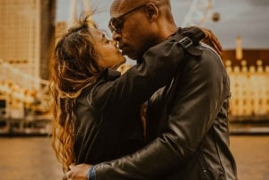 Christmas in London Romantic Photoshoot In Iconic Landmarks