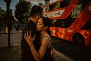 Christmas in London Romantic Photoshoot In Iconic Landmarks
