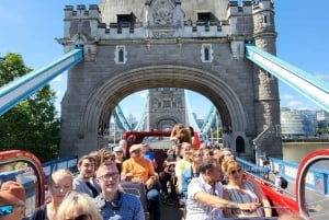 London: Guided Sightseeing Tour on a Vintage Open-Top Bus