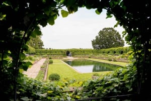 London: Rundvisning på Kensington Palace, vagtskifte og eftermiddagste