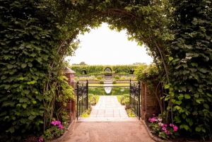 London: Rundvisning på Kensington Palace, vagtskifte og eftermiddagste