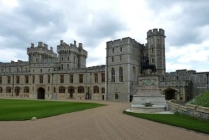 Tour privato del Castello Reale di Windsor e di Stonehenge con pass