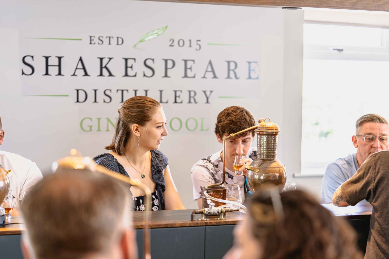 Shakespeare Distillery Tour & Verkostung (Gin & Rum)