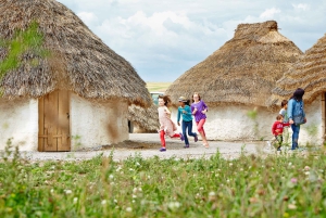 Stonehenge & Bath: Full-Day Coach Tour from London