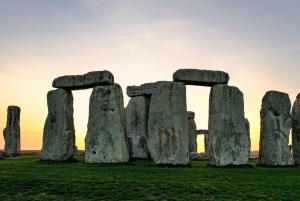 Stonehenge et Bath : excursion d'une journée en autocar au départ de Londres