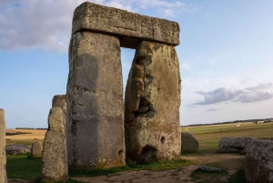 Stonehenge: tour VIP privado con acceso al círculo interior