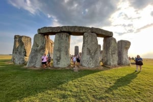 Stonehenge privétour bij zonsondergang met Lacock en Bath