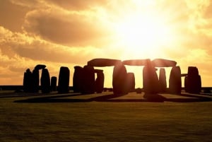 Stonehenge Special Access - Iltakierros Lontoosta