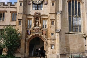 Die unterhaltsamste Tour durch Cambridge – von einem Ex-Studenten!