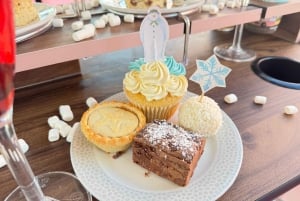 Londra: tour natalizio in bus con tè pomeridiano a tema Snowman