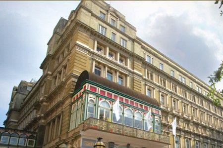 The Terrace on the Strand