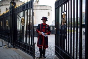 Tower of London efter stängning med Beefeater & Keys Ceremony