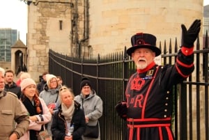 Tower of London: openingsceremonie met Beefeater en kroonjuwelen