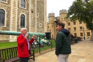 Tower of London: Opening Ceremony, Kronjuveler & Beefeaters