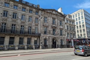 Turmoil, Templars, Oliver Twist: London's Squalor & Splendor