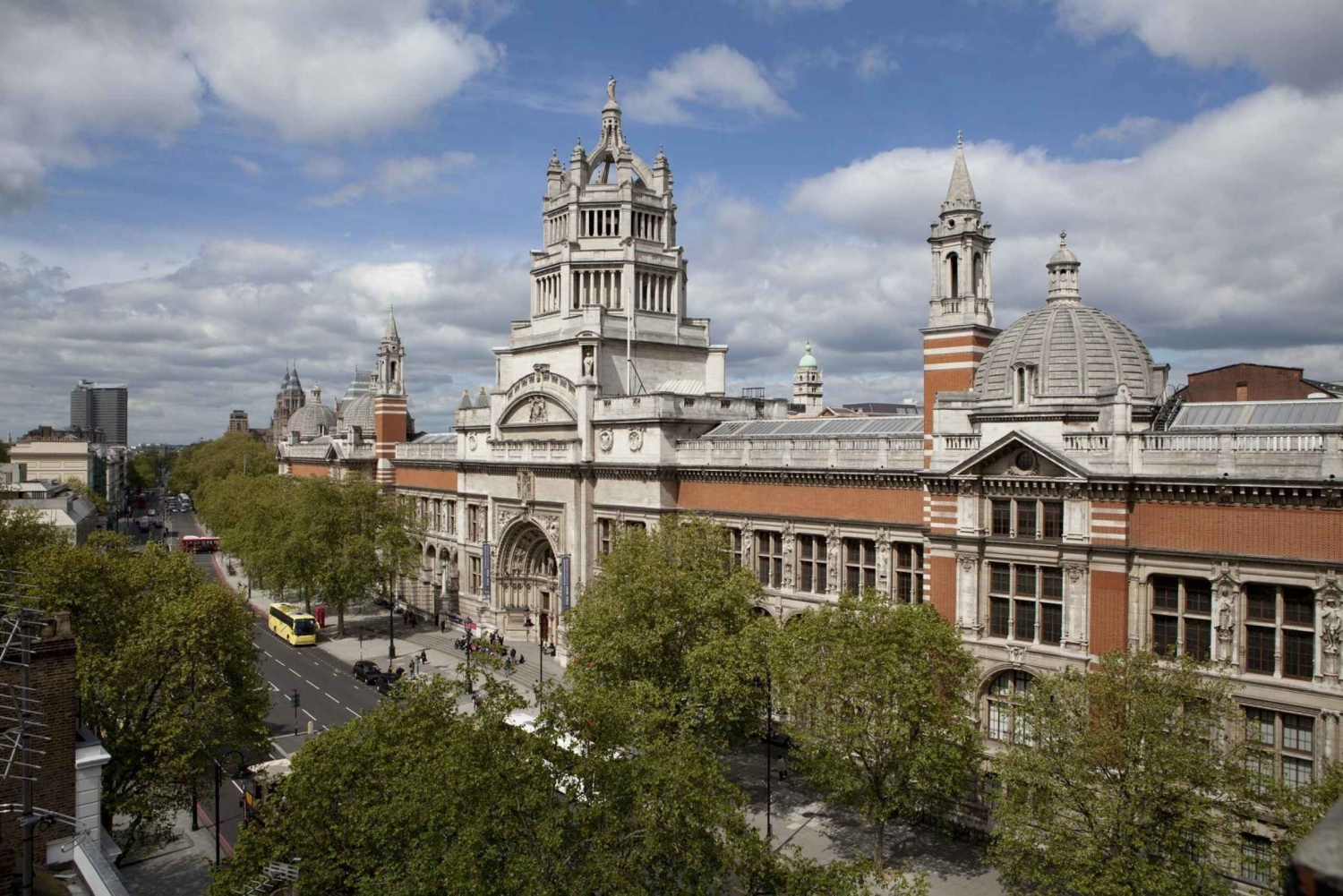 Victoria- ja Albert-museo Lontoossa Yksityinen opastettu kierros 3 tuntia