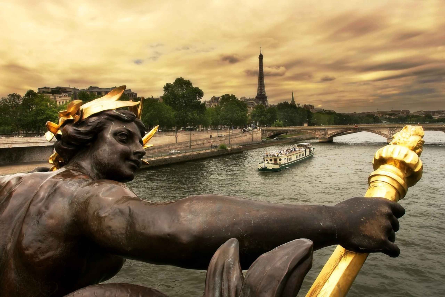 Willkommen in Paris Tagestour von London mit dem Zug