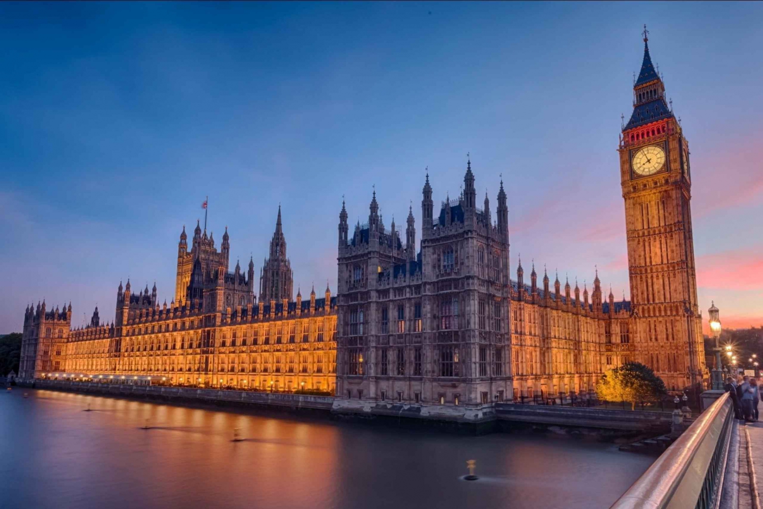 Houses of parliament перевод. Парламент Великобритании. Вестминстерский дворец, Лондон. Биг Бен и Вестминстерский дворец. Здание парламента - Вестминстерский дворец. Лондон Вестминстер дворец.