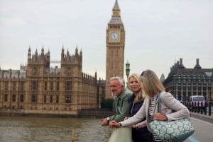 Westminsterin ja Tower Bridgen räätälöity kierros paikallisen kanssa