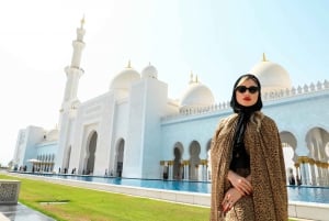 Abu Dhabi: Professional Photoshoot at Sheikh Zayed Mosque