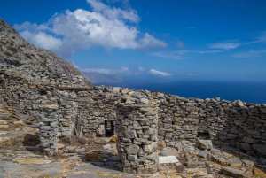 Amorgos: Guided Hike of the Panagia Hozoviotissa Monastery