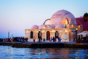 Chania: Self-Guided Scavenger Hunt and City Highlights Tour
