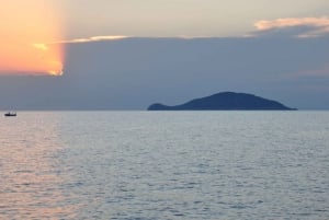 Neos Marmaras: Sunset West Sithonia Islets Sailboat Tour