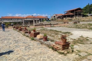 'Lake Ohrid: Monastery, Museum, and City Private Tour'