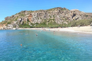 Heraklion: Paseo en barco por la playa de Preveli y tour por la ciudad de Rethymno