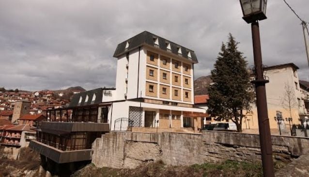 Kratis Hotel