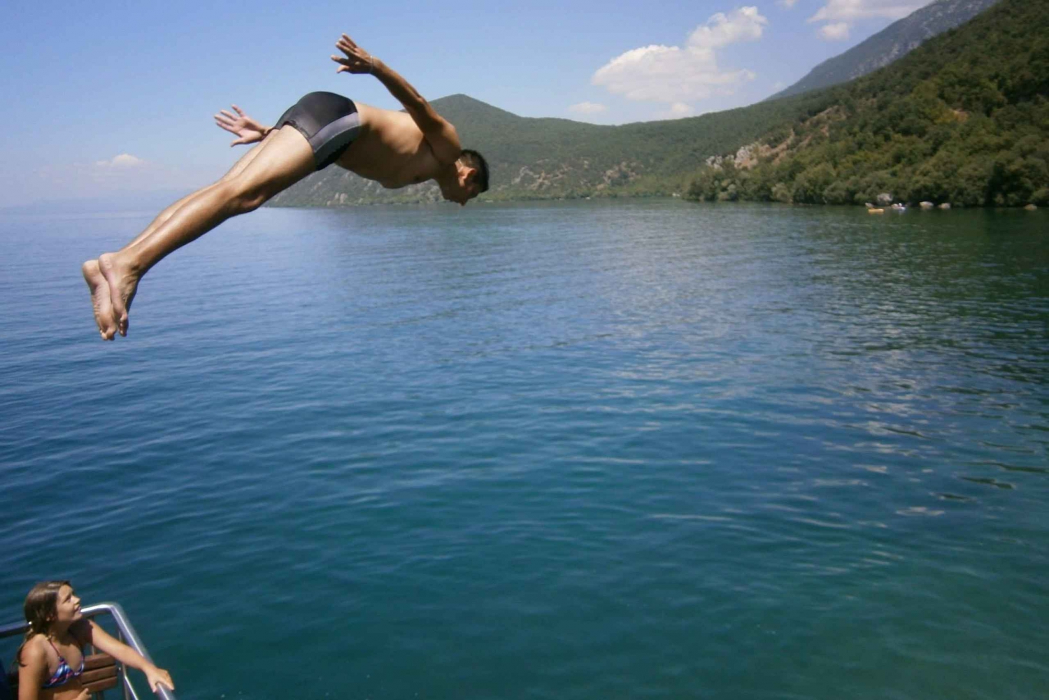 Lazy lake hopping, Ohrid.