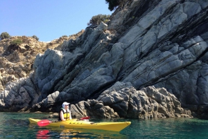 Ouranoupoli: Sea Kayaking Drenia Islands Private Day Tour