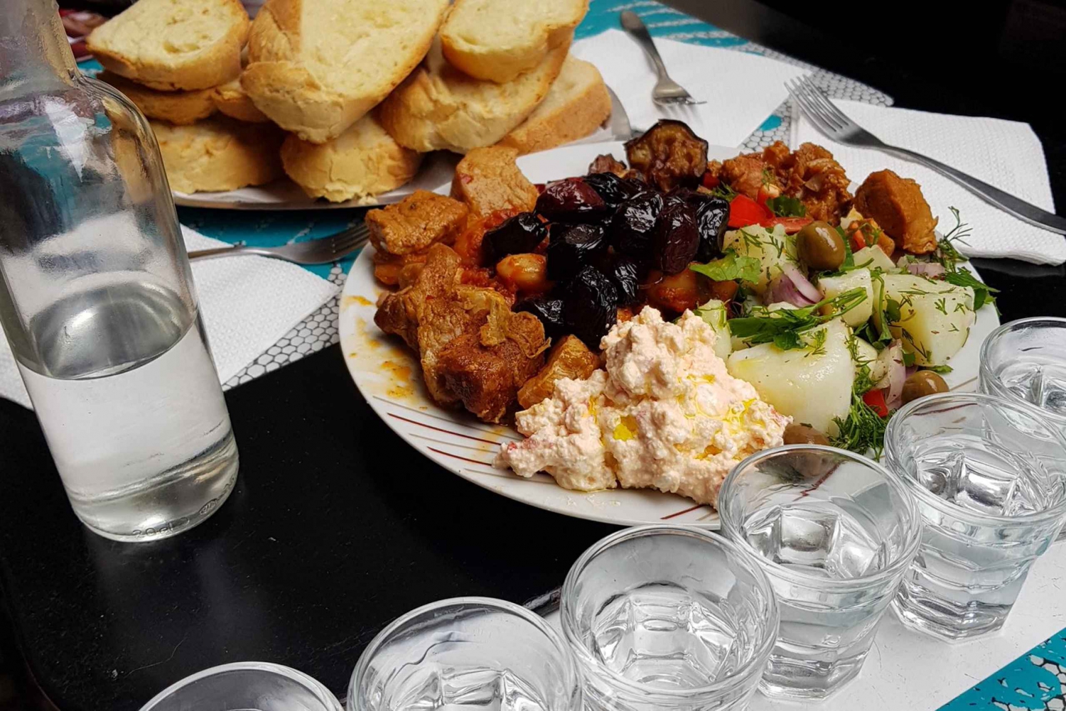 Thessaloniki: Culinary Walking Tour for Food Lovers