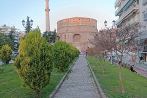 Thessaloniki : Private Welcome Walking Tour with a local