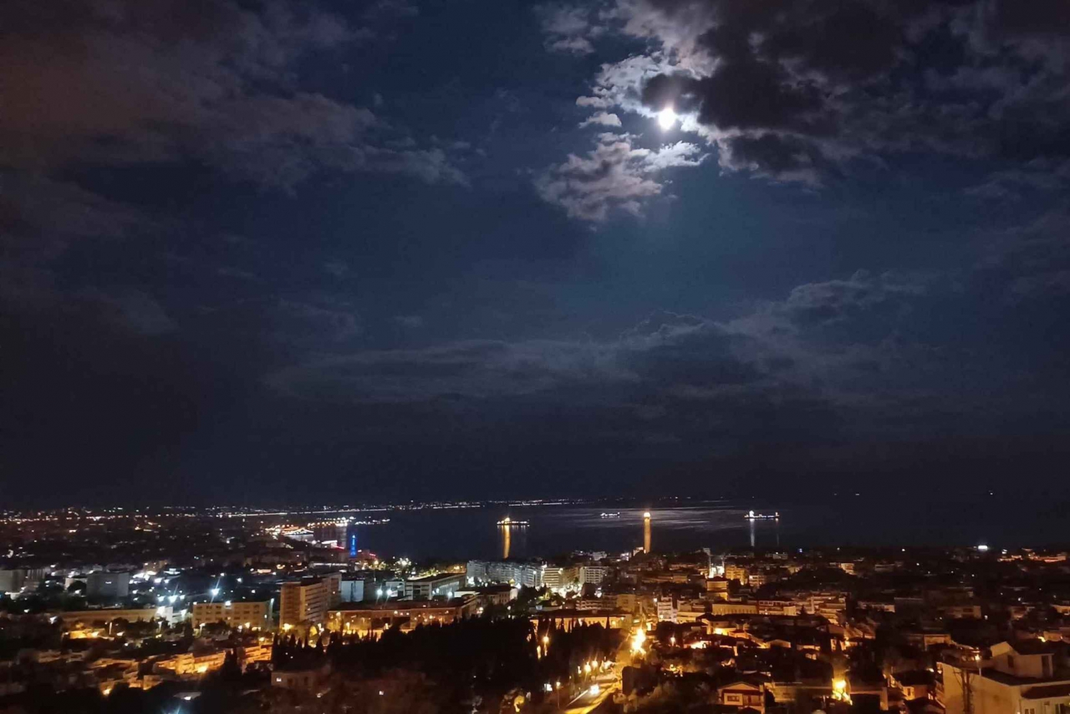 Thessaloniki's nightlife and Greek lifestyle