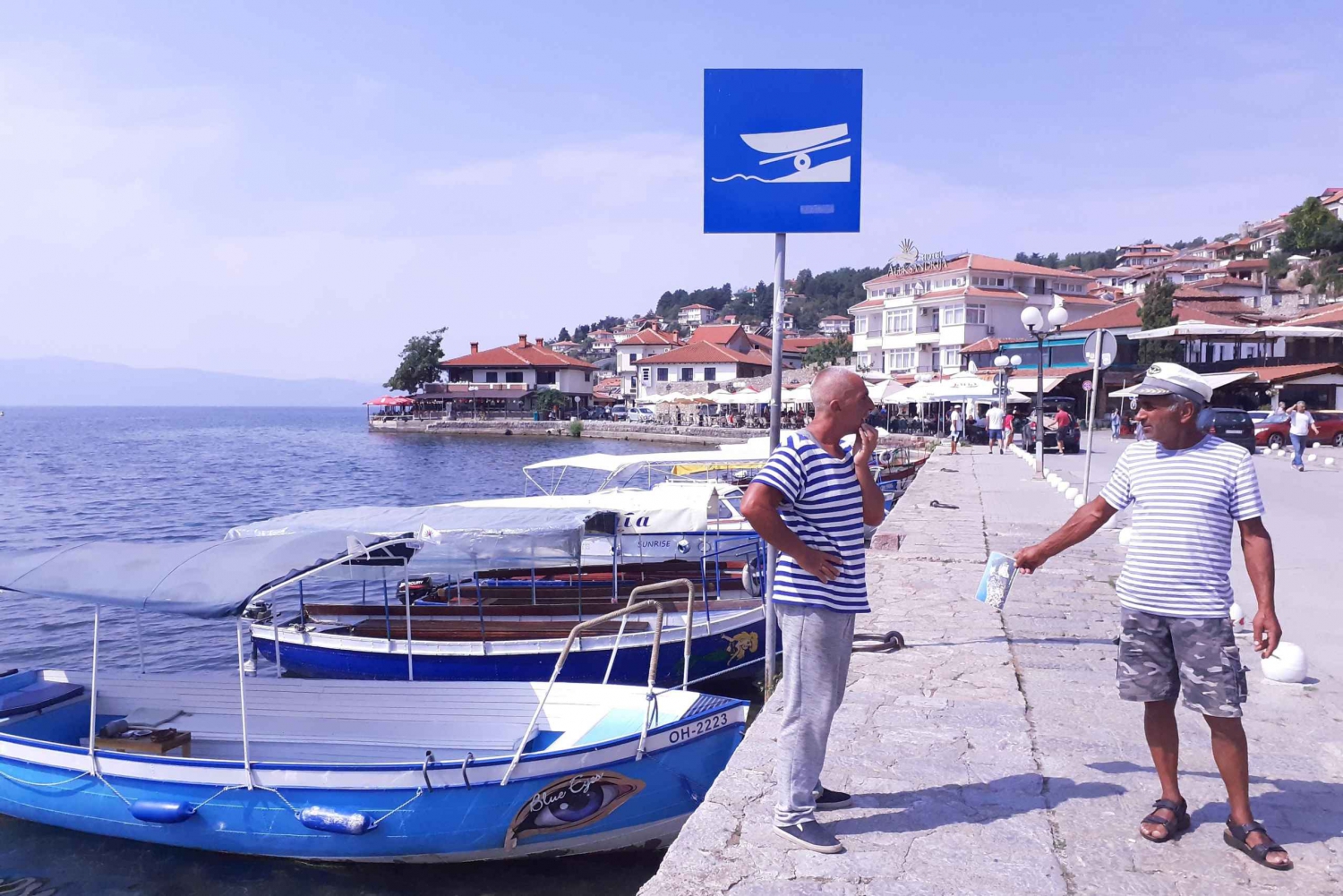 Upptäcksfärd från Tirana till Ohrid: Ett heldagsäventyr på Balkan
