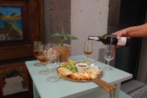 Bar hopping Tour & Poncha Workshop - Funchal