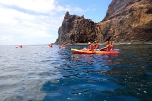 Calheta Kayak Adventure: Zimbralinho beach or Cal islet tour