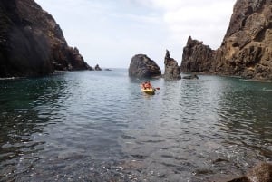 Calheta Kayak Adventure: Zimbralinho beach or Cal islet tour