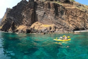 Câmara de Lobos: Private Guided Kayaking Tour in Madeira