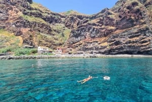 Funchal: Oförglömlig solnedgång på en typisk Xavelha-båt