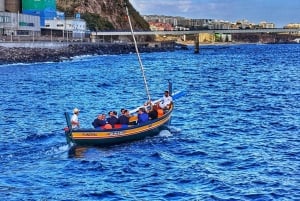 Funchal: Oförglömlig solnedgång på en typisk Xavelha-båt