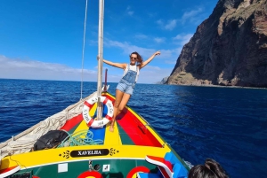 Funchal: Oförglömlig solnedgång på en typisk Xavelha-båt